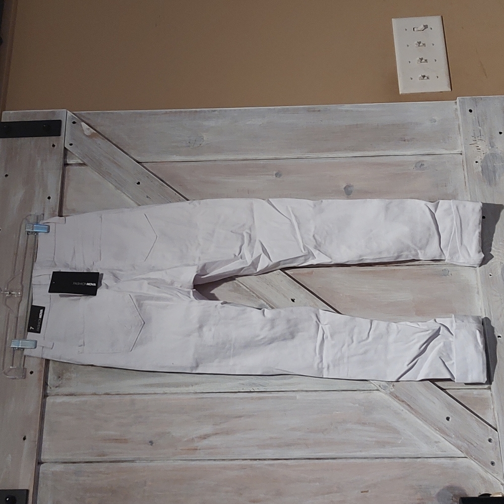 Jean - Picture 3 of 4